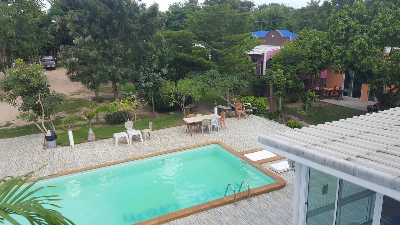 Poh Rak Resort At Pak Chong Exterior photo